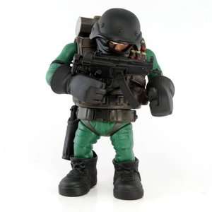  SDU 8 Vinyl Figure   Cammo Solid Green: Toys & Games