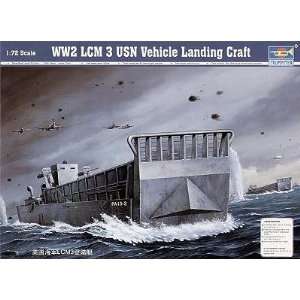  LCM 3 US Navy Landing Craft 1 72 Trumpeter: Toys & Games