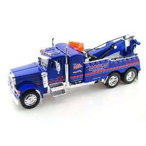  Peterbilt Model 379 Tow Truck 1/32 Blue: Toys & Games