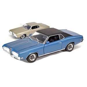  1/18 1970 Ford Mercury Cougar XR7 blue: Toys & Games