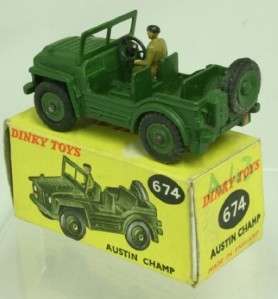 DINKY TOYS 674 MILITARY AUSTIN CHAMP PLASTIC WHEELS BOXED  