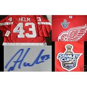  Darren Helm Signed Jersey   Cup Patch: Sports & Outdoors