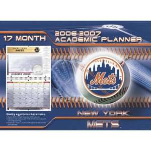  New York Mets 8x11 Academic Planner 2006 07: Sports 