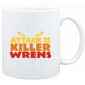   : Mug White  Attack of the killer Wrens  Animals: Sports & Outdoors
