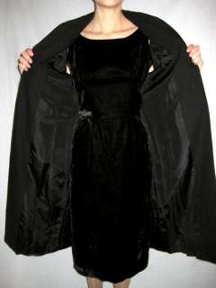 Vintage 40s black dress jacket coat. Pleated sleeves, strong shoulder 