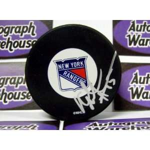  Mike Hudson Autographed Puck   )