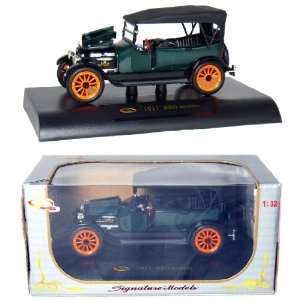  1917 REO TOURING 132 Scale (Green/Black) Toys & Games