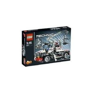  Lego Technic: Bucket Truck #8071: Toys & Games