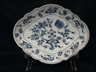 BLUE DANUBE FOOTED CHINESE BOWL  
