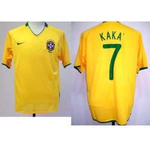 Brazil Home # 7 Kaka size L w/ shorts soccer jersey  