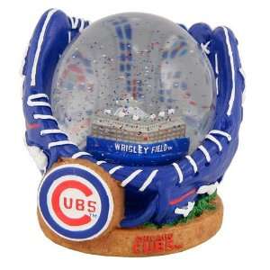  Chicago Cubs Stadium Glove Snow Globe