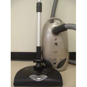 INCREDIBLE RICCAR 1500P CANISTER VACUUM W/ TOP POWER NOZZLE & ALL 