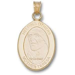 Mother Teresa In Oval Charm/Pendant:  Sports & Outdoors