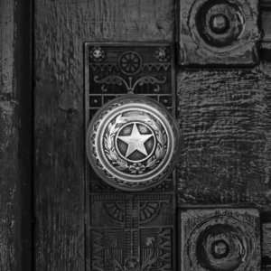  Lone Star   Door Knob of the Texas State Capitol i 