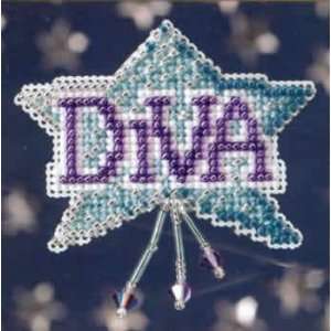  Diva Spring Bouquet Pin Kit (cross stitch & beads): Arts 