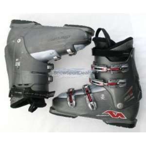  Used Nordica Easy Move Gray Ski Boots Teen Size 5.5 