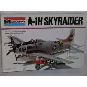  A 1H Skyraider    Plastic Model Kit 