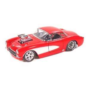    1957 Chevy Corvette Blown Engine 1/24 Red w/White: Toys & Games