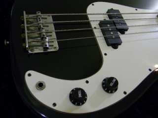 Washburn Bass Guitar Black ST Type Body Maple Fretboard P Style Neck 