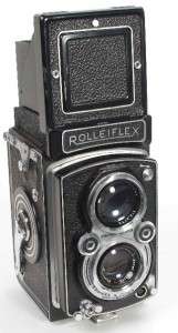 Rolleiflex 1225721 medium format camera Xenar 3,5/75 with factory 