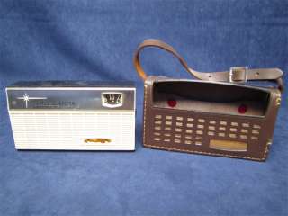 1960 Channel Master Transistor Radio Model 6528 W/Case  