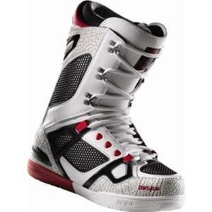  32 TM Two Snowboard Boots 2012   13