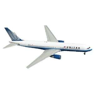  Gemini Jets United B767 300 Final UA Colors 1400 Scale 