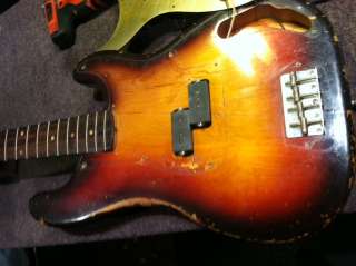 1959 Fender Precision Bass Vintage Sunburst Gold Guard  