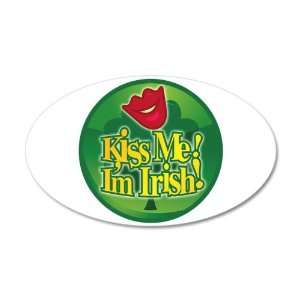   Oval Wall Vinyl Sticker Kiss Me Im Irish Clover 