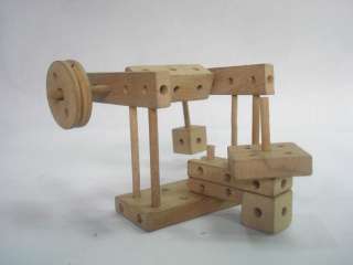 1930s ANTIQUE WOODEN MECHANICAL CONSTRUCTOR GAME  