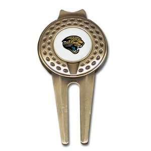   : Jacksonville Jaguars NFL Divot Tool/Ball Marker: Sports & Outdoors