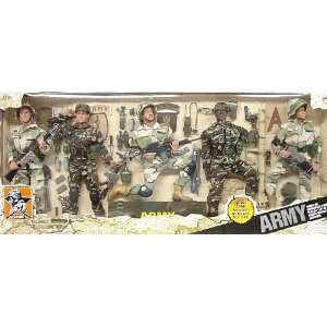  GI Army 12 Figure Play Set   Five (5) Men Toys & Games